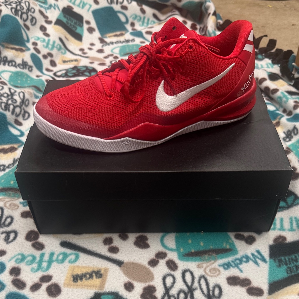 Kobe 8 University Red Gs